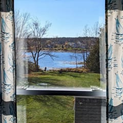 Watering Cove Beachfront Cottage