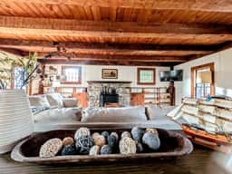 Luxury Coastal Cottage