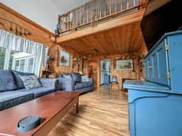 Kayak Cabin