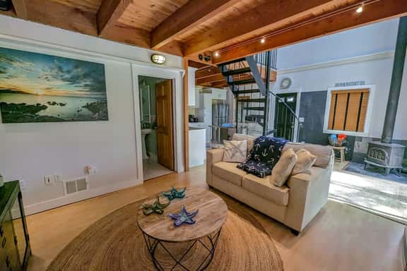 Acadia Park Suite 3 - Image 1