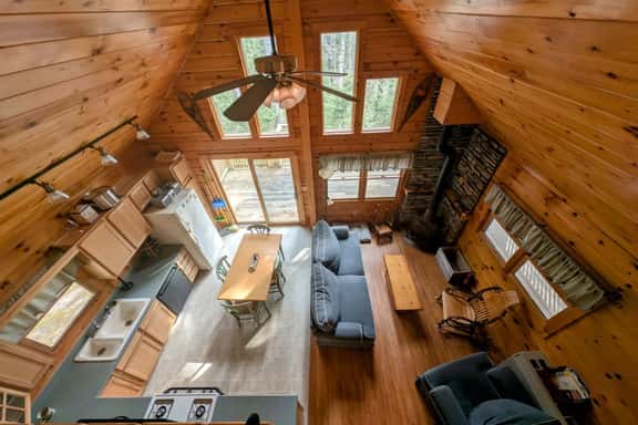 Log Cabin on Salt Water Cove - Image 1