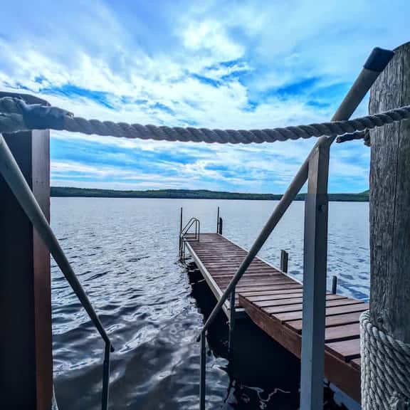 Kayak Cabin - Image 1