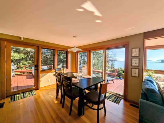Marks Sea Cottage