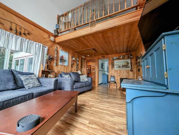 Kayak Cabin