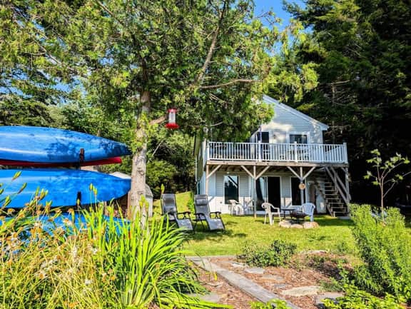 Lake Life George's