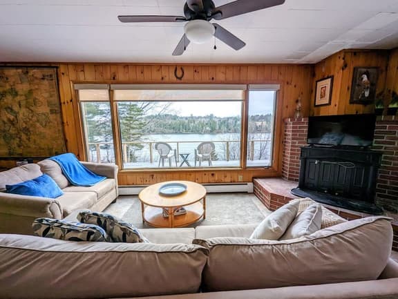 Frenchman Bay Getaway - Image 1