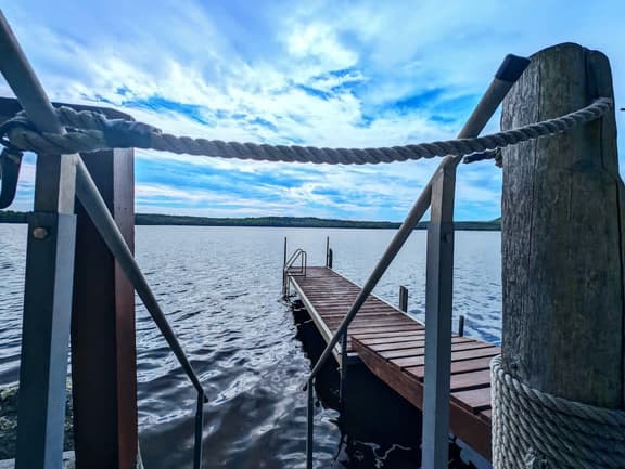 Kayak Cabin